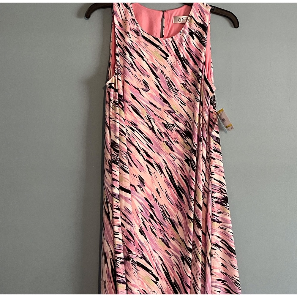 SELLING KASPER TENT  SWING DRESS SIZE M FLORAL COLOR SLEEVELESS BNWT